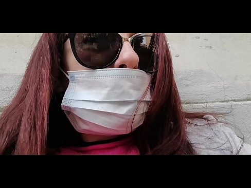 ❤️ Nicoletta hämnas på sin granne och kissar i hans garage (Special Covid19 Italian Quarantine) ❤ Pornvideo at us ❌