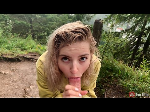 ❤️ Tjej sväljer sperma efter en offentlig avsugning - Eva Elfi ❤ Pornvideo at us ❌